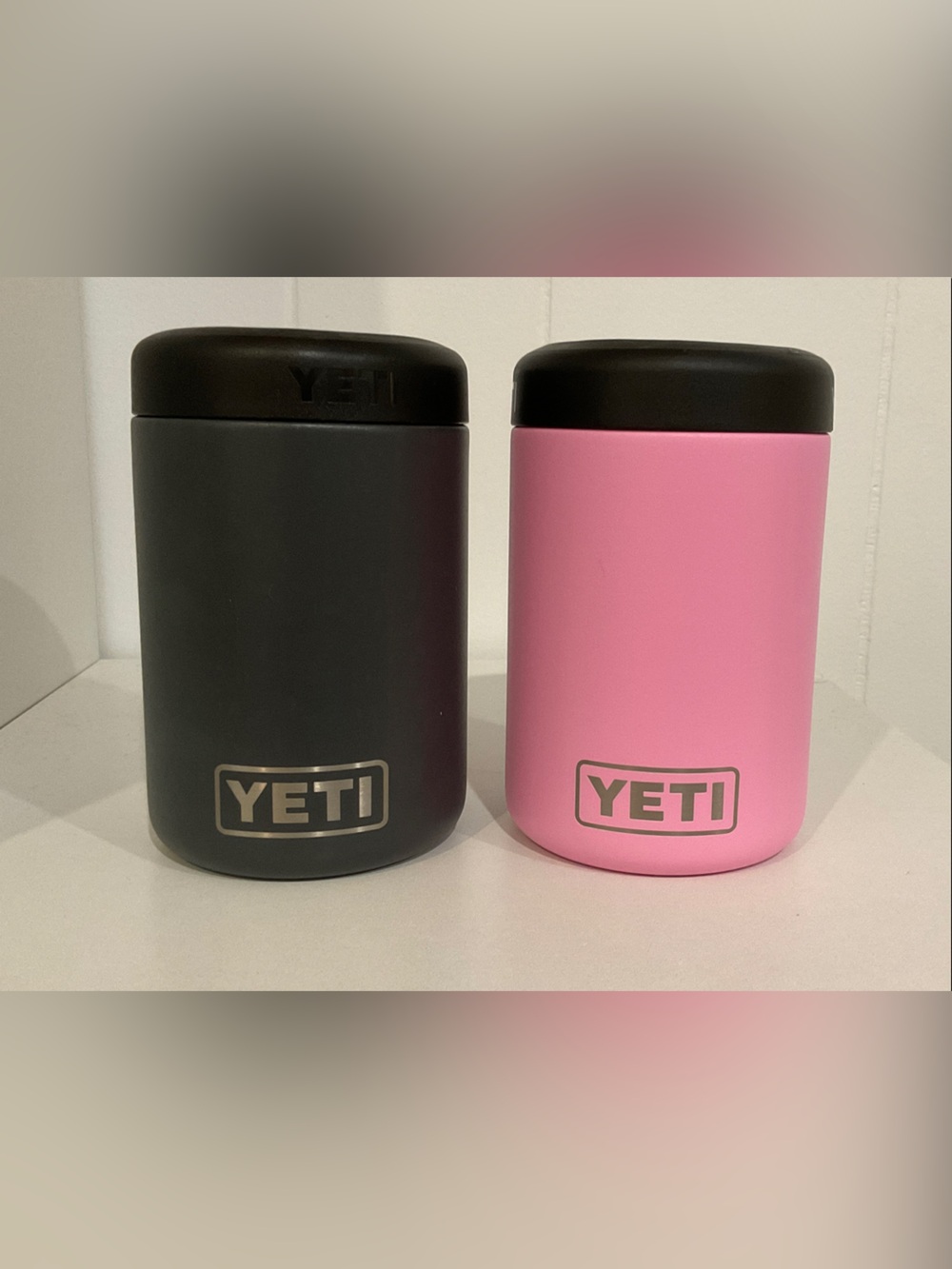 Yeti 2-Pack Can Insulators in Black and Pink